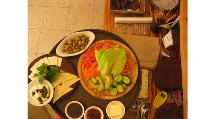 מאפיה בית 77 מסעדות באמירים